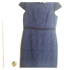 Antinio Melani Blue and navy crop sleeves.